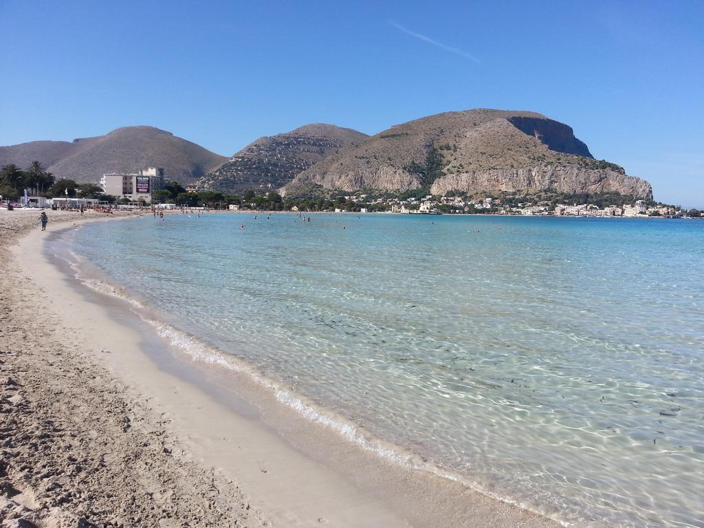 Mondello Suites Feels Like Home Extérieur photo