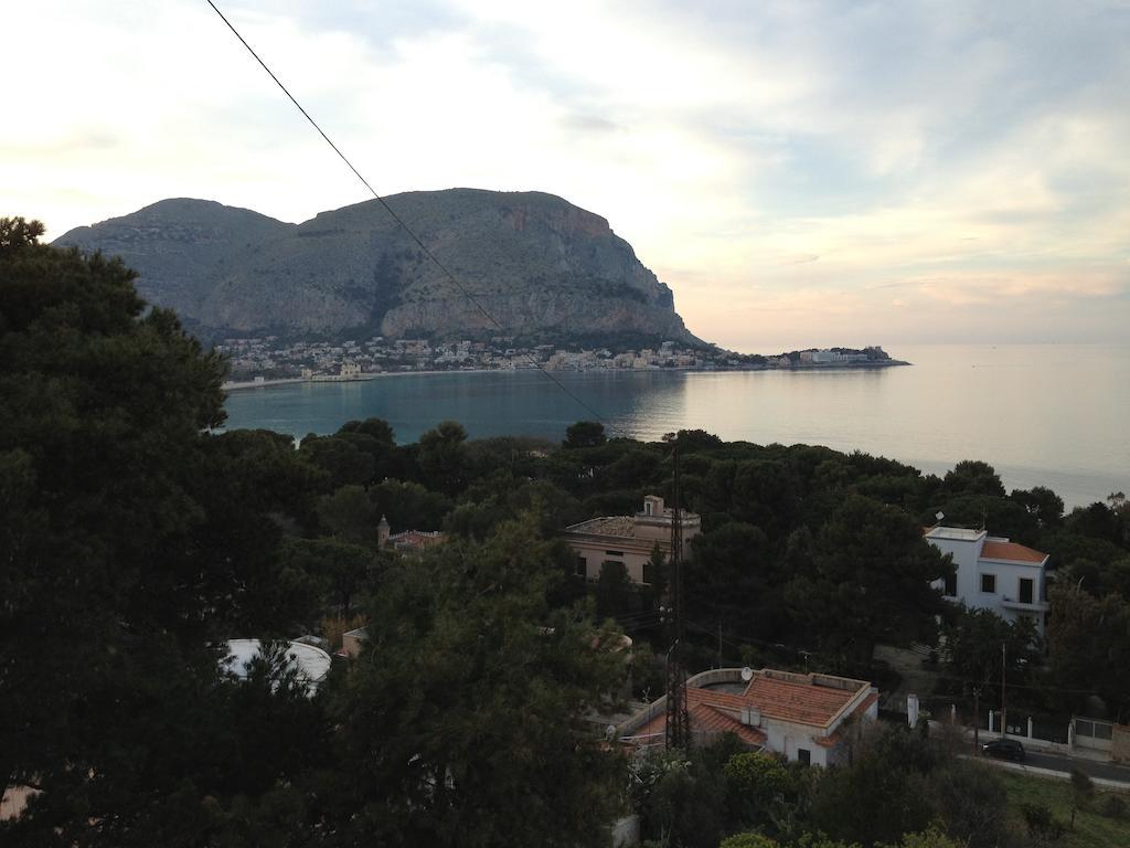Mondello Suites Feels Like Home Extérieur photo