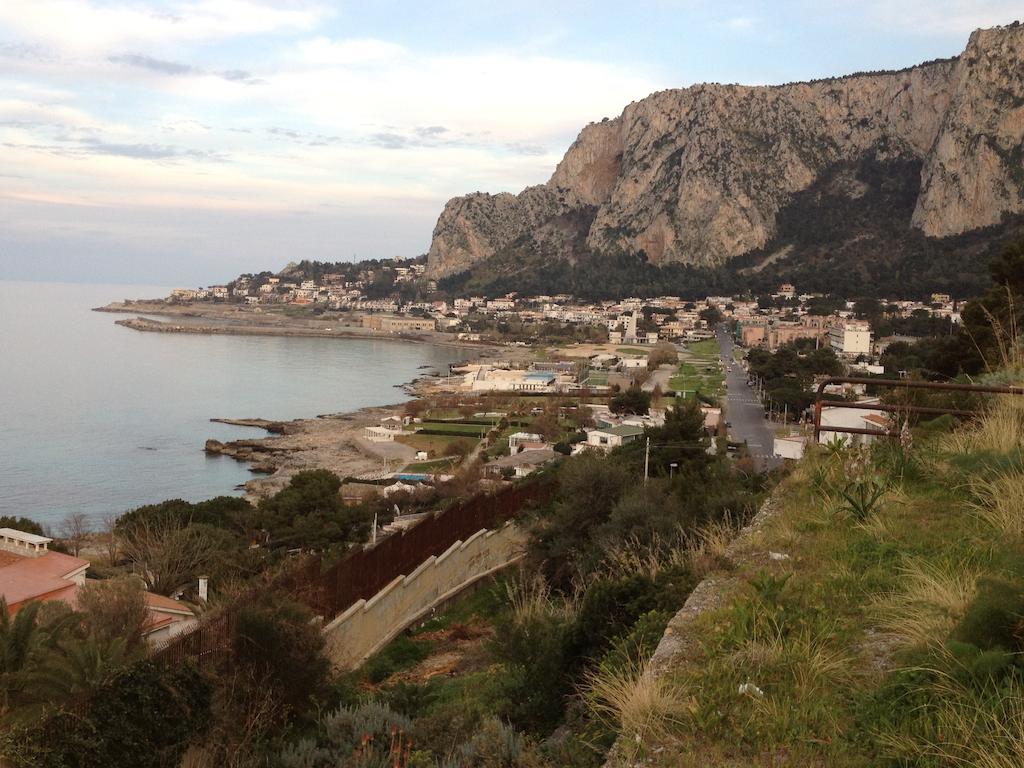 Mondello Suites Feels Like Home Extérieur photo
